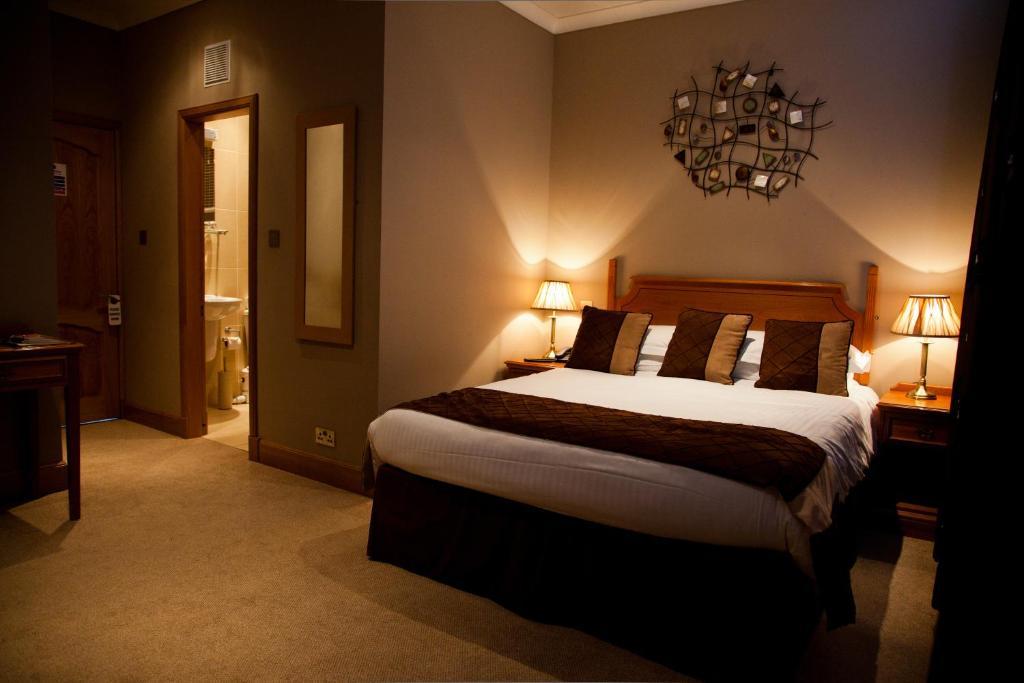 The City Hotel Dunfermline Room photo